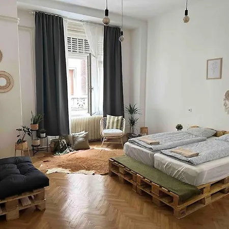 Baross 86 Greenery 아파트