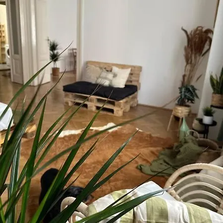 Baross 86 Greenery Apartment Budapest
