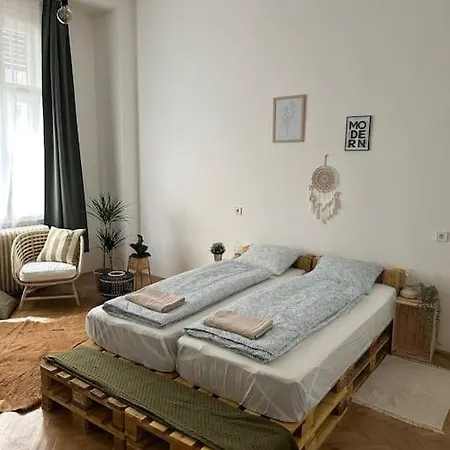 Baross 86 Greenery Appartamento *